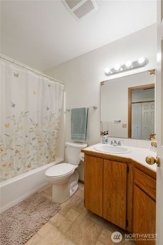 3715 185th Street E, Tacoma, WA 98446