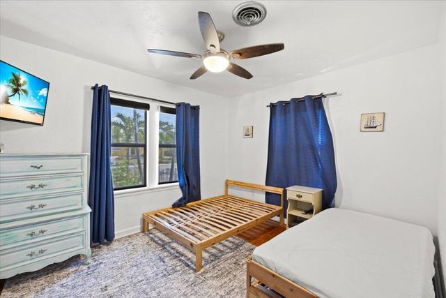 915 N K Street, Lake Worth Beach, FL 33460