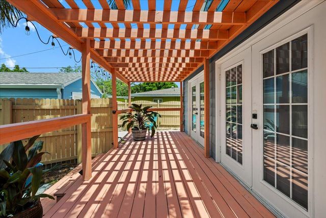 915 N K Street, Lake Worth Beach, FL 33460
