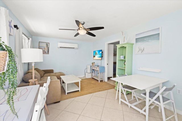 915 N K Street, Lake Worth Beach, FL 33460