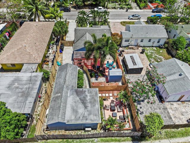 915 N K Street, Lake Worth Beach, FL 33460