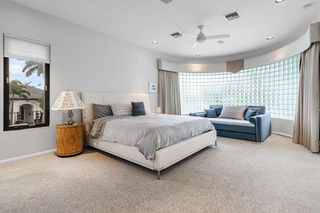 7027 Queenferry Circle, Boca Raton, FL 33496