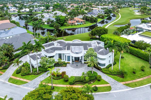 7027 Queenferry Circle, Boca Raton, FL 33496