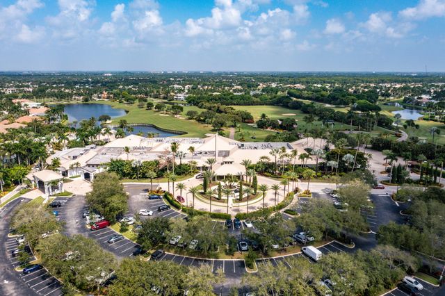 7027 Queenferry Circle, Boca Raton, FL 33496