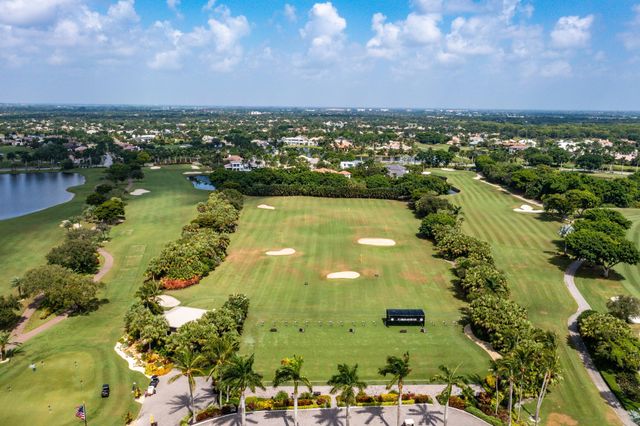 7027 Queenferry Circle, Boca Raton, FL 33496