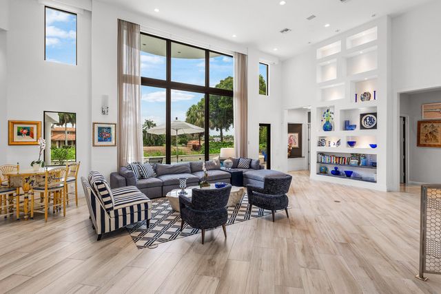 7027 Queenferry Circle, Boca Raton, FL 33496