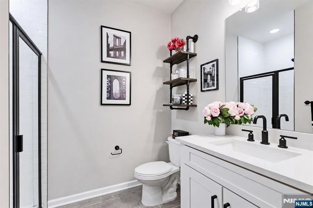78 Leahy Drive 4909, Wood Ridge, NJ 07075