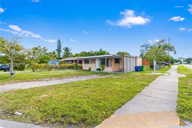 6142 SW 21st St, Miramar, FL 33023