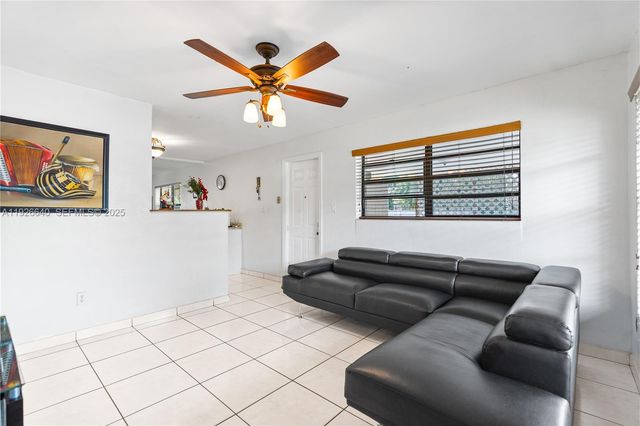 6142 SW 21st St, Miramar, FL 33023