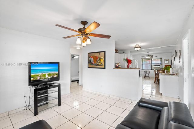 6142 SW 21st St, Miramar, FL 33023