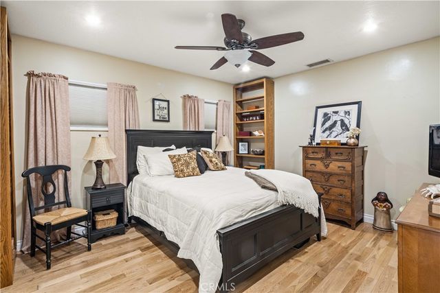 13382 Astoria, Sylmar, CA 91342