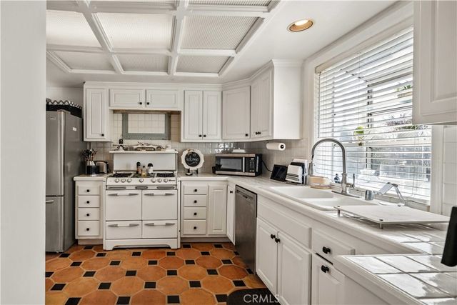 13382 Astoria, Sylmar, CA 91342