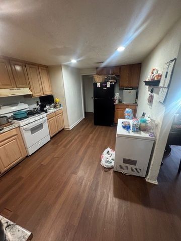 1934 Calypso Street, Dallas, TX 75212