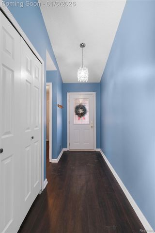 43529 Oakbrook Road, Canton Charter Township, MI 48187