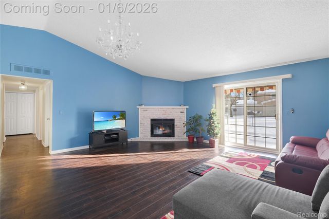 43529 Oakbrook Road, Canton Charter Township, MI 48187