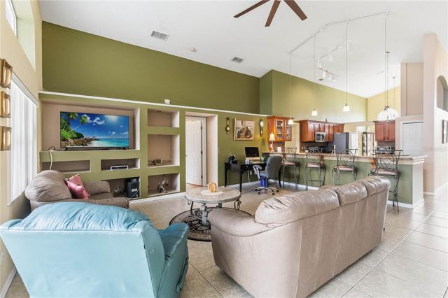 265 KASSIK CIRCLE, Orlando, FL 32824