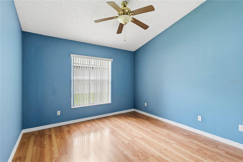 Image 16 of property listing at 265 KASSIK CIRCLE, Orlando, FL 32824