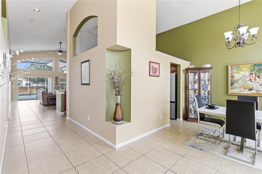 Image 4 of property listing at 265 KASSIK CIRCLE, Orlando, FL 32824