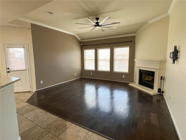 326 Briar Park DR, Georgetown, TX 78626