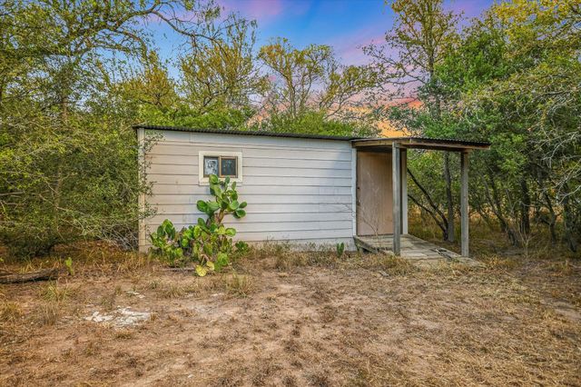 189 Shady Oaks LOOP, Cedar Creek, TX 78612