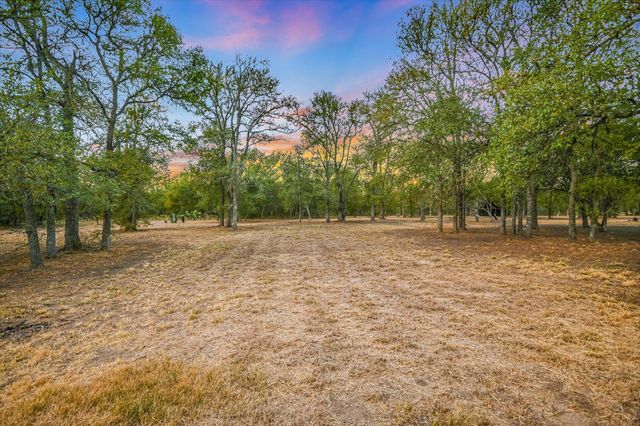 189 Shady Oaks LOOP, Cedar Creek, TX 78612