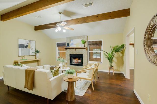 189 Shady Oaks LOOP, Cedar Creek, TX 78612