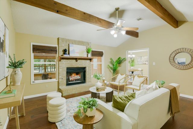 189 Shady Oaks LOOP, Cedar Creek, TX 78612