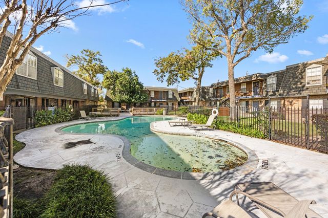 9023 Gaylord Street 101, Houston, TX 77024