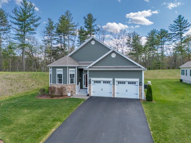 19 Pumpkin Patch Way, Londonderry, NH 03053