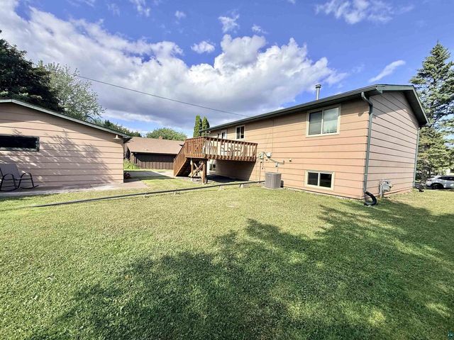 3103 Hughitt Ave, Superior, WI 54880