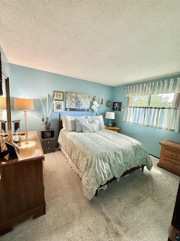 3103 Hughitt Ave, Superior, WI 54880