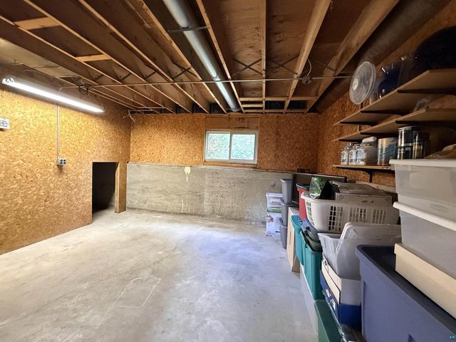 3103 Hughitt Ave, Superior, WI 54880