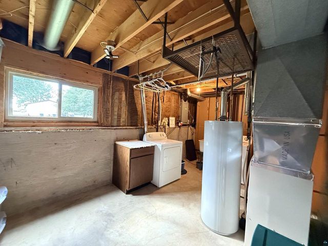 3103 Hughitt Ave, Superior, WI 54880