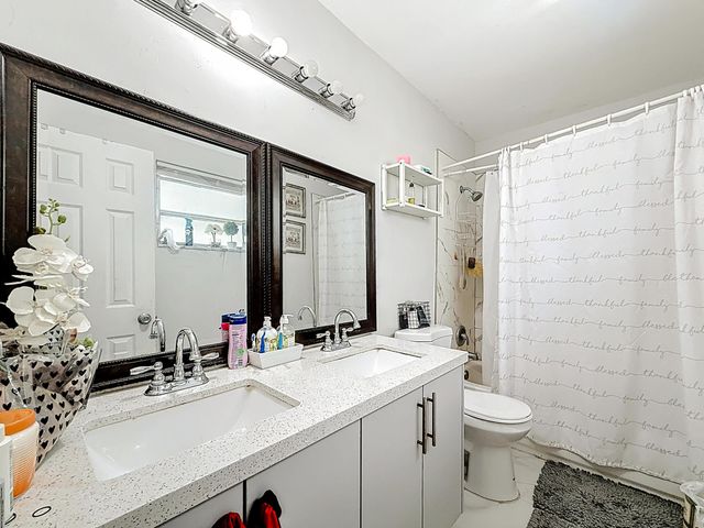 3020 NW 17th Street, Fort Lauderdale, FL 33311