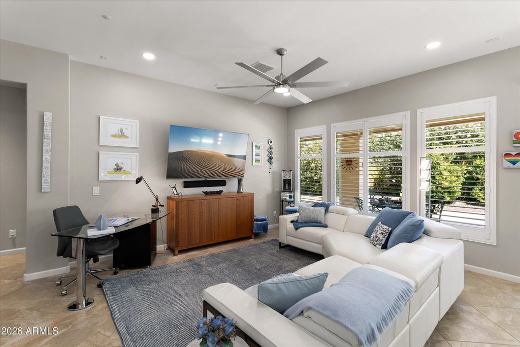 Image 19 of property listing at 13336 W ANDREW Lane, Peoria, AZ 85383
