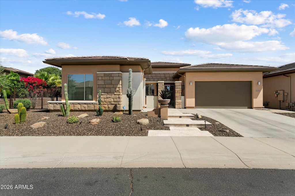 Image 3 of property listing at 13336 W ANDREW Lane, Peoria, AZ 85383