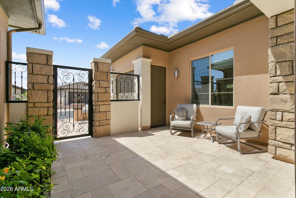 Image 6 of property listing at 13336 W ANDREW Lane, Peoria, AZ 85383