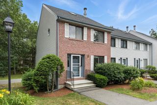 17 Vanden Road, Merrimack, NH 03054