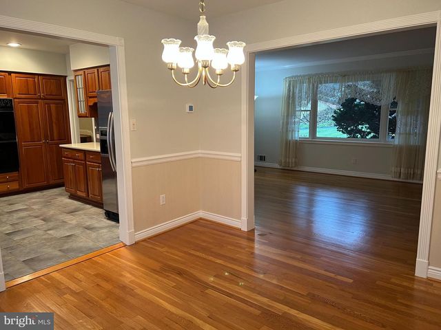 6830 PACIFIC LN, Annandale, VA 22003