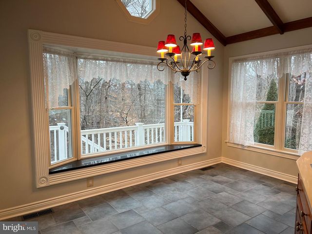 6830 PACIFIC LN, Annandale, VA 22003