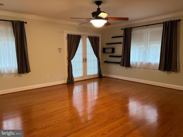 6830 PACIFIC LN, Annandale, VA 22003