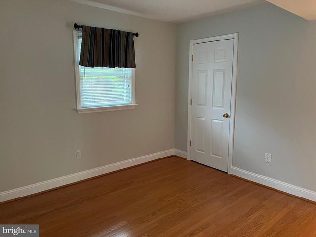 6830 PACIFIC LN, Annandale, VA 22003