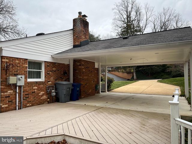 6830 PACIFIC LN, Annandale, VA 22003