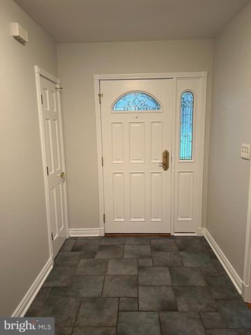 6830 PACIFIC LN, Annandale, VA 22003