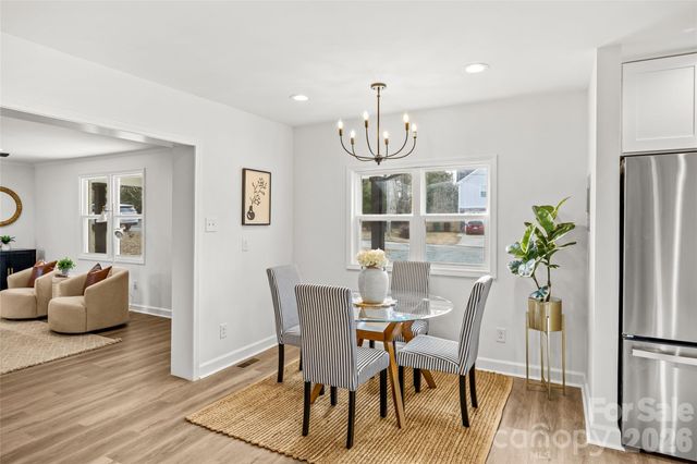 820 Dale Avenue, Charlotte, NC 28216