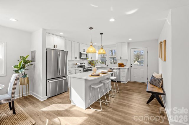 820 Dale Avenue, Charlotte, NC 28216