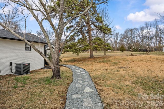 820 Dale Avenue, Charlotte, NC 28216