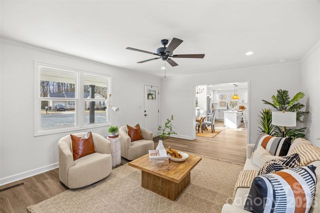 820 Dale Avenue, Charlotte, NC 28216