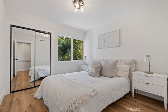 28218 Oaklar Drive, Saugus, CA 91350