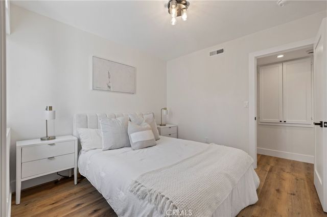 28218 Oaklar Drive, Saugus, CA 91350